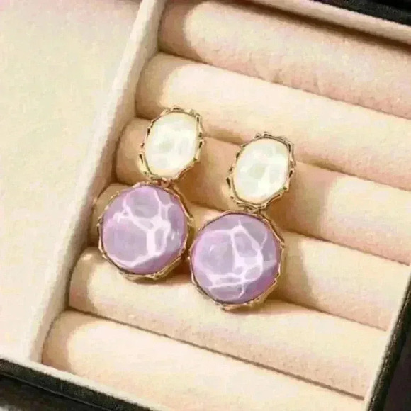 New Purple Geometric Resin Rhinestone Earrings - Picture 2 of 4